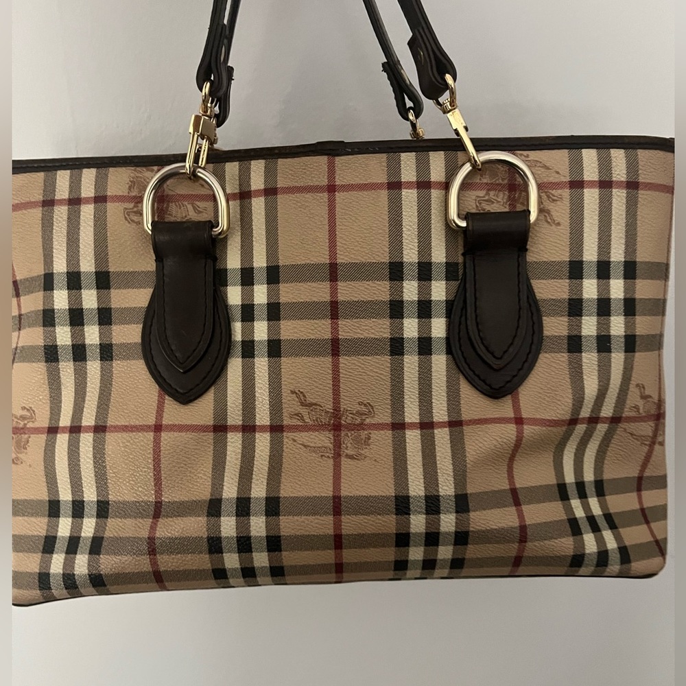 GUC Burberry Handbag